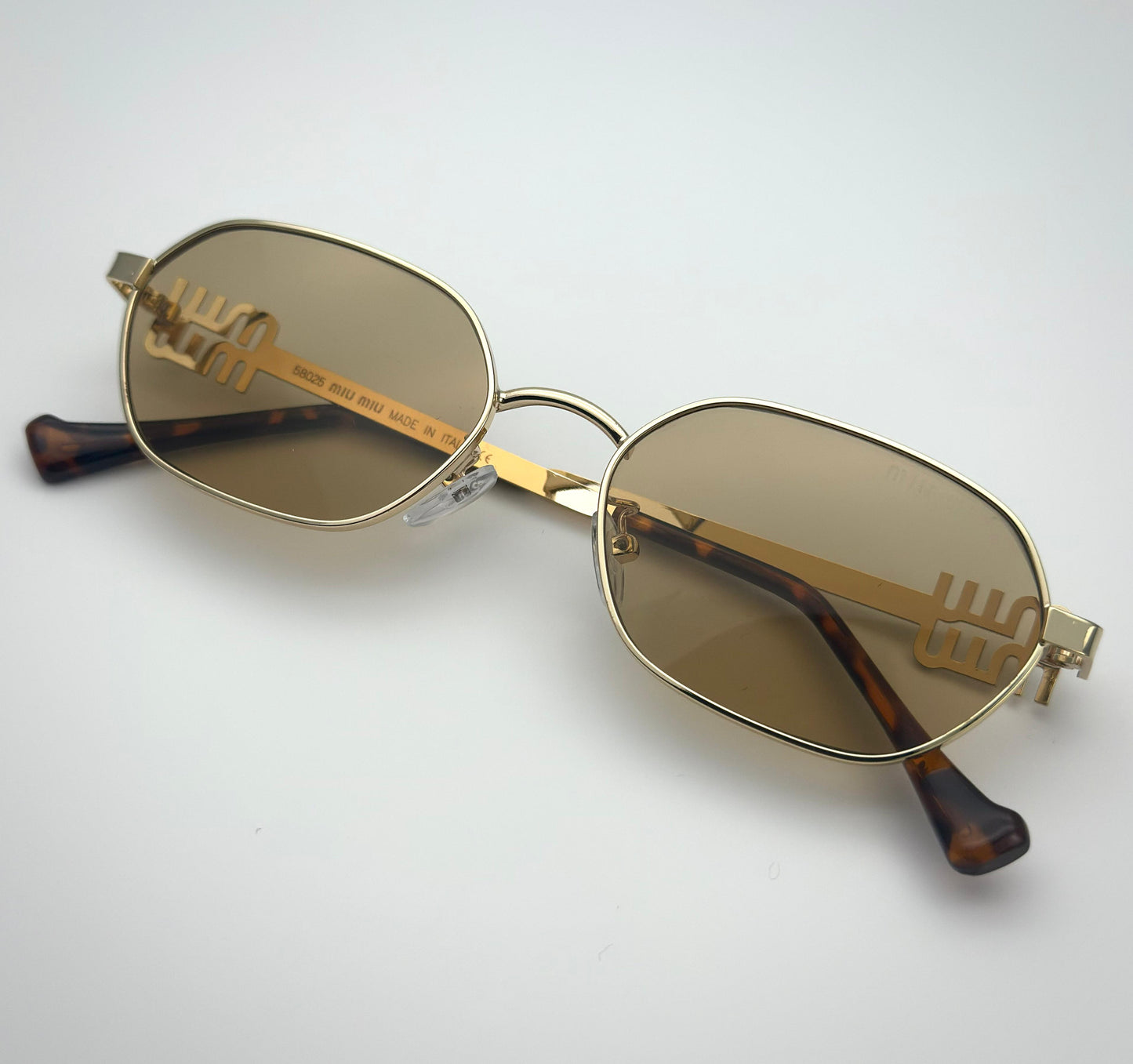 MIU MIU SUNGLASSES