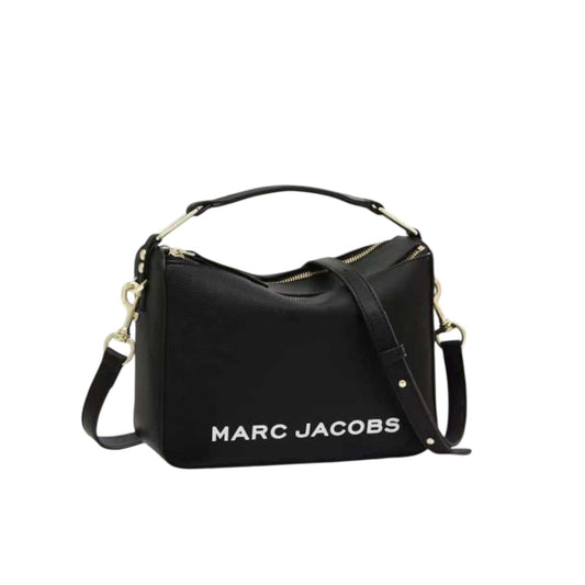 MARC JACOBS