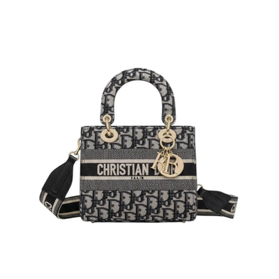 CHRISTIAN DIOR